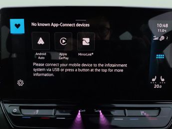 Volkswagen ID.3 Pro 58kWh Life (145 ps) - SAT NAV - HEATED STEERING - COMFORT PA