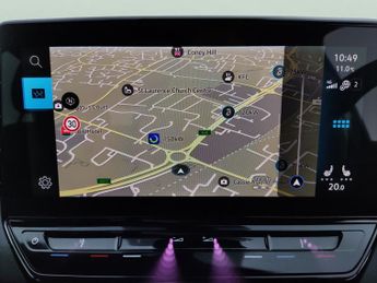 Volkswagen ID.3 Pro 58kWh Life (145 ps) - SAT NAV - HEATED STEERING - COMFORT PA