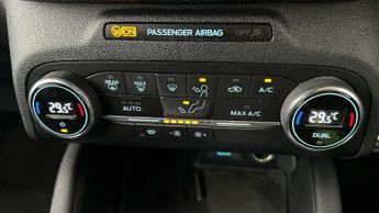 Ford Kuga 2.0 EcoBlue ST-Line AWD (190 ps) - WIRELESS CHARGER - PADDLE SHI