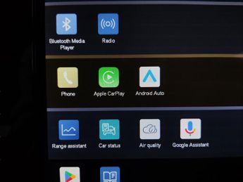 Volvo XC40 Recharge 69kWh Core (231 ps) - BLACK ROOF RAILS - PARK ASSIST - 