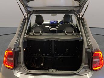 Fiat 500e 42kWh Icon (118 ps) - KEYLESS START - DAB - USB AUDIO