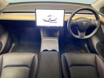 Tesla Model Y SUV RWD (346 ps) - HEATED STEERING - WIFI - BLIND SPOT ASSIST
