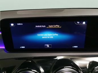 Mercedes-Benz A Class 2.0 A200d Exclusive Edition 8G-DCT (150 ps) - LED - REVERSE CAM 