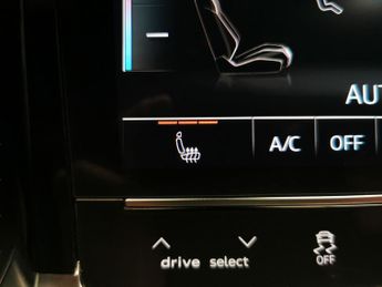 Audi e-tron 55 S line Sportback quattro 95kWh (408 ps) - MMI NAV PLUS - LED