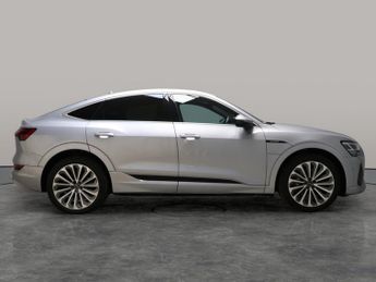 Audi e-tron 55 S line Sportback quattro 95kWh (408 ps) - MMI NAV PLUS - LED