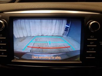 Toyota Yaris 1.5 VVT-h Icon Tech E-CVT (100 ps) - LANE DEPARTURE ALERT - BLUE