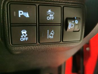 Honda Civic 1.6 i-DTEC SR (120 ps) - CARPLAY - REVERSE CAM - NAV