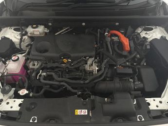 Toyota RAV4 2.5 VVT-h GPF Design CVT 4WD (222 ps) - LED - REVERSE CAM - NAV