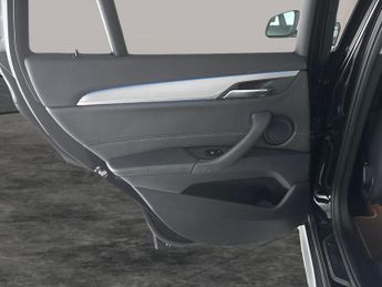 BMW X1 1.5 25e 10kWh xLine Plug-in xDrive (220 ps) - TOWBAR - DETACHABL