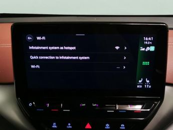 Volkswagen ID.4 Pure 52kWh Life (148 ps) - ACTIVE LANE ASSIST - LED - REVERSE CA