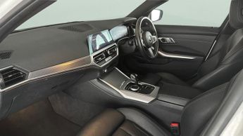 BMW 3 Series 2.0 320i M Sport (184 ps) - HEATED SEATS - ACOUSTIC GLAZING
