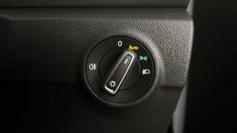 Volkswagen T-Roc 1.5 TSI R-Line DSG (150 ps) - DIGITAL DASH - AIR CON - AUTO HEAD