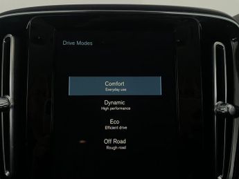Volvo XC40 1.5 T3 Inscription (163 ps) - REVERSE CAM - LEATHER - LANE DEPAR