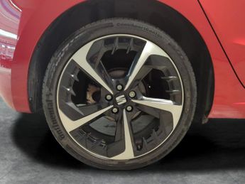 Seat Ibiza 1.0 TSI FR Sport DSG (110 ps) - NAV - WIFI - BLUETOOTH