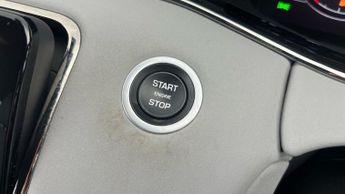 Land Rover Range Rover Evoque 2.0 D180 R-Dynamic SE 4WD (180 ps) - BLUETOOTH - PADDLE SHIFT