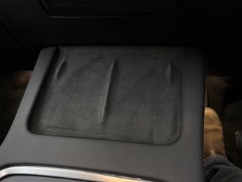 Tesla Model Y (Dual Motor) Long Range 4WDE (384 bhp) - KEYLESS ENTRY - 360 CAM
