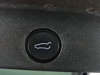 Tesla Model Y (Dual Motor) Long Range 4WDE (384 bhp) - LED - REVERSE CAM - NAV