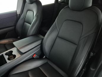Tesla Model Y (Dual Motor) Long Range 4WDE (384 bhp) - LED - REVERSE CAM - NAV