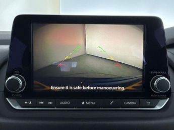 Nissan Qashqai 1.3 DIG-T MHEV Acenta Premium XTRON (158 ps) - REVERSE CAM