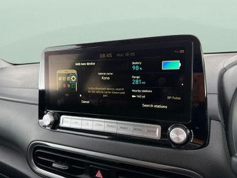 Hyundai Kona 64kWh Ultimate (10.5kW Charger) (204 ps) - HEAT AND COOL SEATS