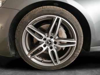 Mercedes-Benz E Class 2.0 E220d AMG Line G-Tronic+ (194 ps) - HEATED LEATHER - MIRROR 