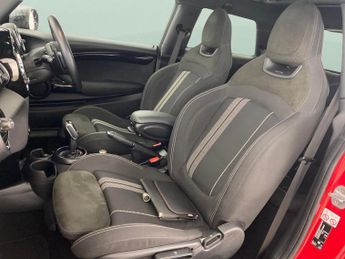 Mini Hatch 2.0 Cooper S Sport Steptronic (192 ps) - PIANO BLACK EXTERIOR TR