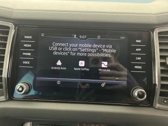 Skoda Kodiaq 2.0 TDI SE Drive DSG 4WD (7 Seat) (150 ps) - SMARTLINK - NAV - B