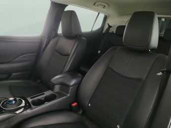 Nissan Leaf 40kWh 10 (150 ps) - LED - REVERSE CAM - NAV