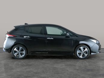 Nissan Leaf 40kWh 10 (150 ps) - LED - REVERSE CAM - NAV