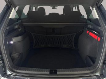 Skoda Karoq 2.0 TDI Scout DSG 4WD (150 ps) - REVERSE CAM - SMARTLINK - NAV