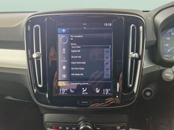 Volvo XC40 1.5h T4 Recharge 10.7kWh Plus Plug-in (211 ps) - PARK ASSIST - L