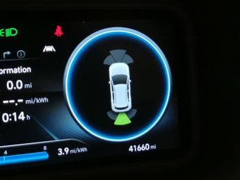 Hyundai Kona 64kWh Premium (10.5kW Charger) (204 ps) - HEATED SEATS - HEATED 