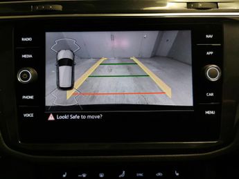 Volkswagen Tiguan 1.5 TSI Elegance DSG (150 ps) - REVERSE CAM - HEATED SEATS - NAV