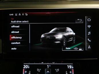 Audi e-tron 55 Technik quattro 95kWh (408 ps) - CARPLAY - LED - REVERSE CAM