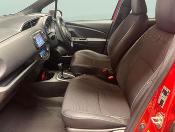 Toyota Yaris 1.5 VVT-h Excel E-CVT (100 ps) - BLUETOOTH - CRUISE - AIR CON