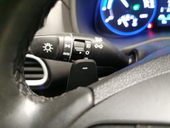Hyundai Kona 1.6 h-GDi Premium SE DCT (141 ps) - LED - REVERSE CAM - NAV