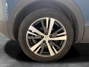 Peugeot 3008 1.6 13.2kWh Allure Plug-in e-EAT (225 ps) - LANE DEPARTURE  - BL