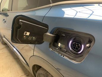 Peugeot 3008 1.6 13.2kWh Allure Plug-in e-EAT (225 ps) - LANE DEPARTURE  - BL