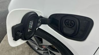 Jaguar I-PACE 400 90kWh SE 4WD (400 ps) - NAV - WIFI - LANE DEPARTURE