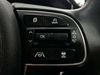 Kia Niro 1.6 GDi 3 DCT (139 bhp) - HEATED LEATHER - HEATED STEERING - LAN
