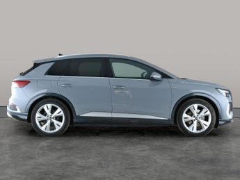 Audi Q4 E-tron 35 S line 55kWh (170 ps) - ACTIVE LANE ASSIST - LED - HEATED SEA