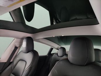Tesla Model 3 Saloon RWD (241 bhp) - SURROUND VIEW - PARK ASSIST - LED