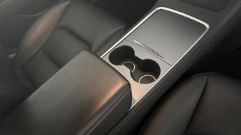 Tesla Model 3 Standard Range Plus RWD (241 bhp) - LED - HEATED SEATS - NAV