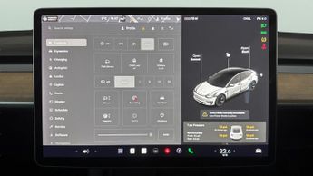 Tesla Model 3 Standard Range Plus RWD (241 bhp) - LED - HEATED SEATS - NAV