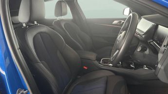 BMW 1 Series 1.5 118i M Sport (LCP) DCT (136 ps) - BMW LIVE COCKPIT PROFESSIO