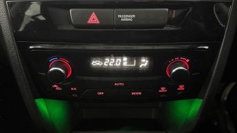 Suzuki Vitara 1.4 Boosterjet MHEV SZ-T (129 ps) - BLIND SPOT ASSIST - BLUETOOT