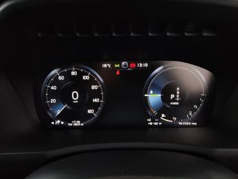 Volvo XC90 2.0h T8 Twin Engine Recharge 11.6kWh R-Design Plug-in 4WD (390 p