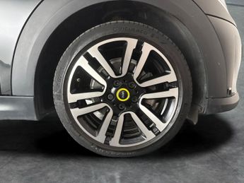 Mini Electric Hatch Cooper SE 32.6kWh Level 2 (184 ps) - 17IN ALLOYS - LED - REVERSE