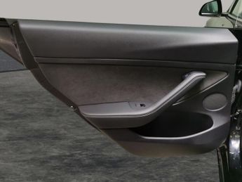 Tesla Model 3 Saloon RWD (241 bhp) - PARK ASSIST - LED - REVERSE CAM