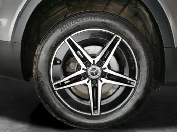 Mercedes-Benz EQB EQB 350 66.5kWh AMG Line 4MATIC (292 ps) - NAV - ALCANTARA - MIR
